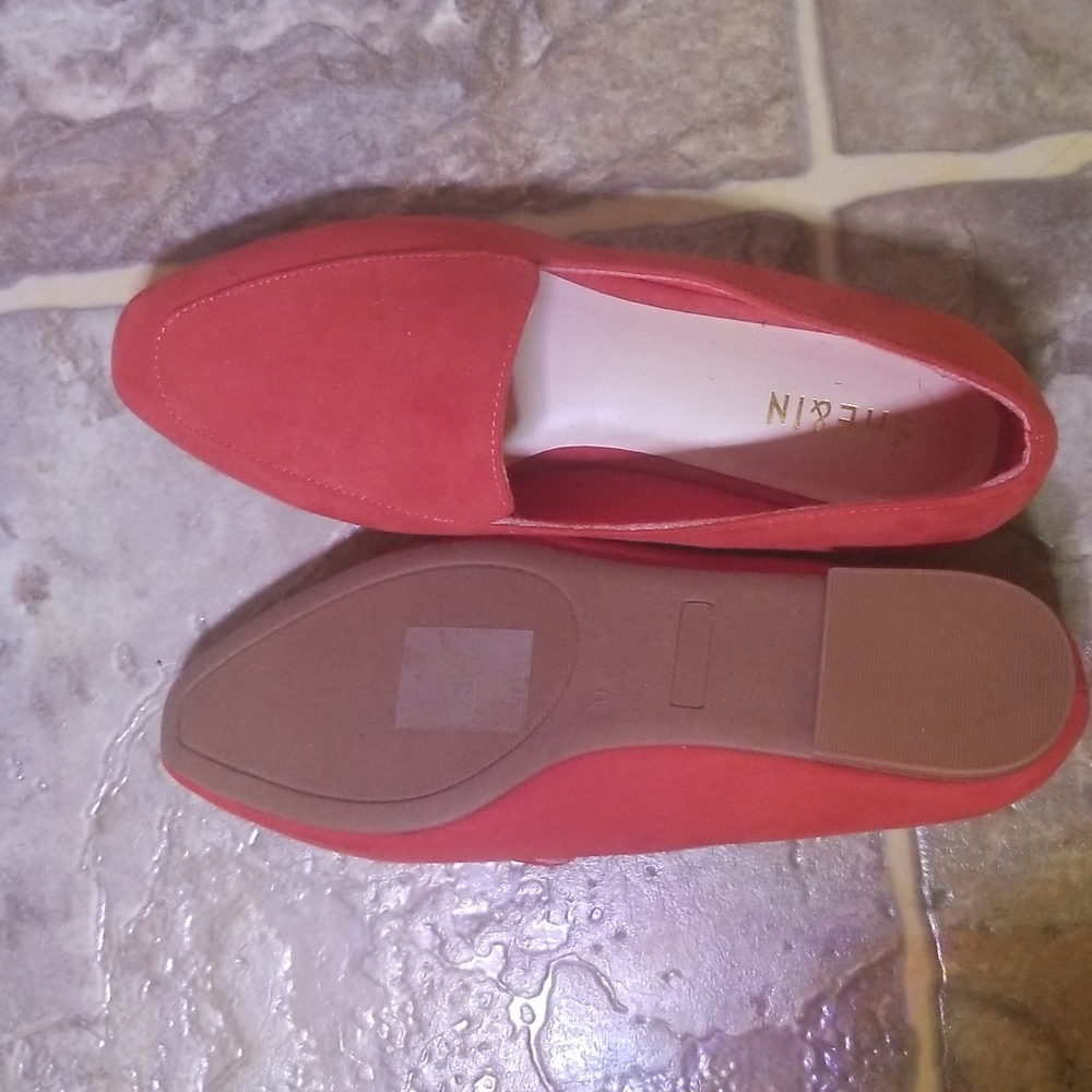 Shoes - Picture 2 of 2